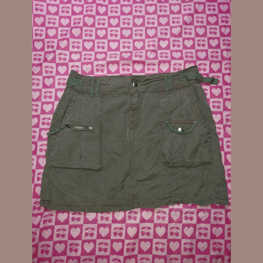 Y2K cargo mini skirt with pockets